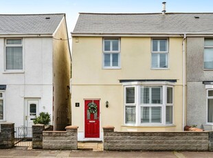 3 bedroom semi-detached house for sale in Oakleigh Road, Loughor, Swansea, SA4