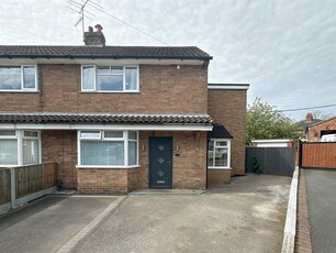 3 bedroom semi-detached house for sale in Sunridge Close, Stoke-On-Trent, ST2