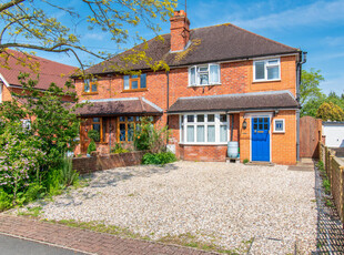 3 bedroom semi-detached house for sale in Sutcliffe Avenue, Earley, Reading, Berkshire, RG6