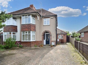 3 bedroom semi-detached house for sale in Westfield Road, Brockworth, GL3