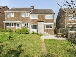 3 bedroom semi-detached house for sale in Wrights Walk, Southampton, SO31