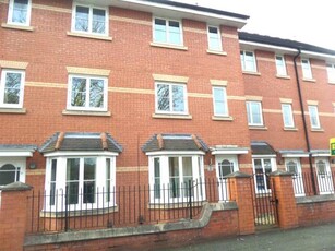 3 Bedroom Terraced House For Rent In West Park, Wolverhampton