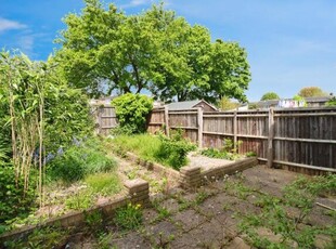 3 Bedroom Terraced House For Sale In Basildon, Essex