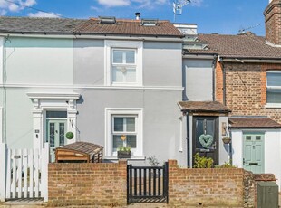 3 bedroom terraced house for sale in Bedford Road, Southborough, TN4