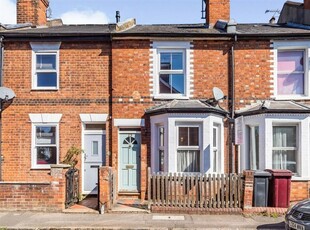 3 bedroom terraced house for sale in Champion Road, Caversham, RG4
