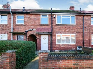 3 bedroom terraced house for sale in Hadrian Avenue, York, North Yorkshire, YO10