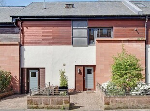 3 bedroom terraced house for sale in Hayburn Lane, Hyndland, Glasgow, G12