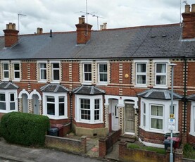 3 bedroom terraced house for sale in St Johns Road, Caversham, RG4 5AL, RG4