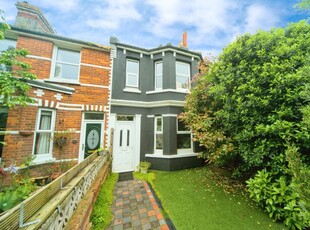 3 bedroom terraced house for sale in Willingdon Road, Eastbourne, BN21