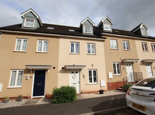3 bedroom town house for sale in Old Park Avenue, Exeter, EX1
