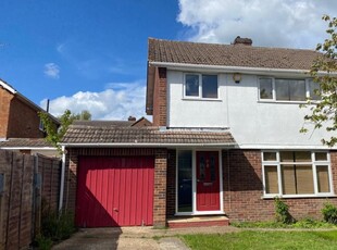 4 Bed House To Rent in Ascot, Berkshire, SL5 - 685