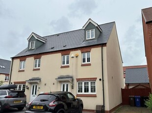 4 Bed House To Rent in Fontwell Road, Bucester, OX26 - 509