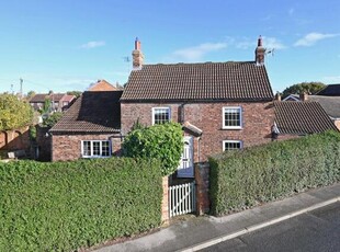 4 Bedroom Detached House For Rent In Riccall, York