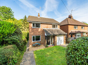 4 bedroom detached house for sale in a Lower Green Road, Tunbridge Wells, Kent, TN4