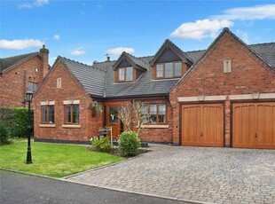 4 Bedroom Detached House For Sale In Broomhall, Worcester