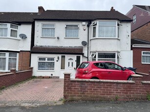 4 bedroom detached house for sale in Burnaston Road, Birmingham, West Midlands, B28