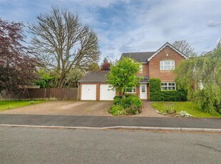 4 bedroom detached house for sale in Candish Drive, Elburton, Plymouth., PL9