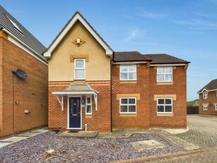4 bedroom detached house for sale in Mallard Court, North Hykeham, Lincoln, LN6