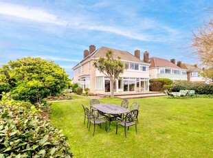 4 bedroom detached house for sale in Marine Drive, Goring By Sea, West Sussex, BN12