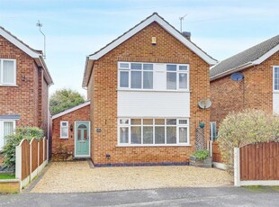 4 bedroom detached house for sale in Newbery Avenue, Long Eaton, Nottinghamshire, NG10 2FU, NG10