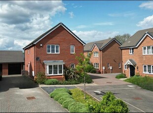 4 bedroom detached house for sale in Ullswater Close, Northampton, Northamptonshire NN3 2DJ, NN3