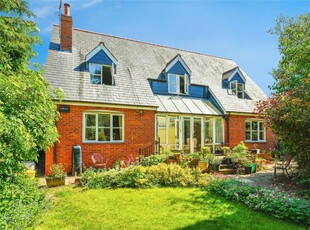 4 bedroom detached house for sale in Wellington Square, Cheltenham, Gloucestershire, GL50
