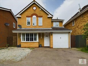 4 bedroom detached house for sale in Woodrush Road, Purdis Farm, IP3