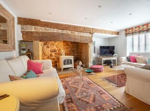 4 Bedroom End Of Terrace House For Sale In Sherborne, Dorset