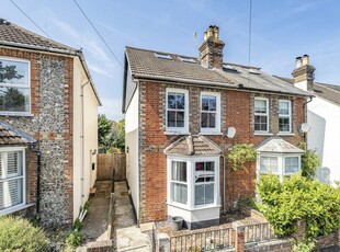 4 bedroom semi-detached house for sale in High Path Road, Merrow, Guildford, Surrey, GU1