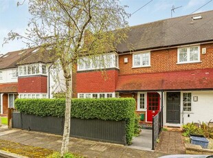 4 Bedroom Semi-detached House For Sale In Richmond