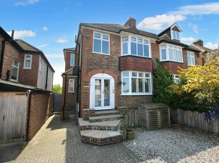 4 bedroom semi-detached house for sale in Sheepfold Road, Guildford, GU2