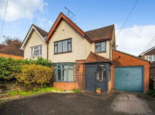 4 bedroom semi-detached house for sale in Woodcote Road, Caversham Heights, RG4