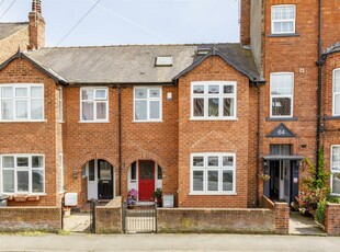 4 bedroom terraced house for sale in Bootham Crescent, York, YO30