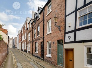 4 bedroom terraced house for sale in King Street, Chester, Cheshire, CH1
