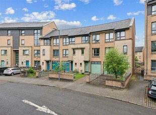 4 bedroom town house for sale in 55 Alexander Crescent, New Gorbals, G5 0SL, G5