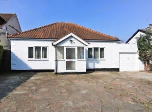 5 Bed House To Rent in Wraysbury, Berkshire, TW19 - 680