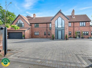 5 bedroom detached house for sale in Anchorage Lane, Sprotbrough, Doncaster, DN5