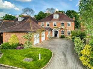 5 bedroom detached house for sale in Gorse Corner, Townsend Drive, St. Albans, Hertfordshire, AL3