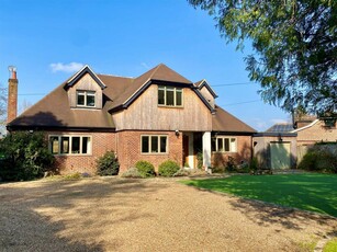 5 bedroom detached house for sale in Mill Lane, Hildenborough,, TN11