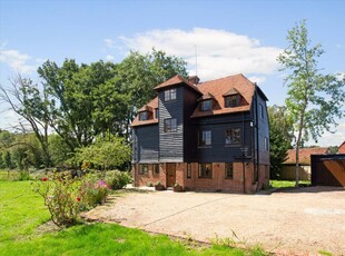 5 bedroom detached house for sale in Mill Lane, Horsmonden, Tonbridge, Kent, TN12