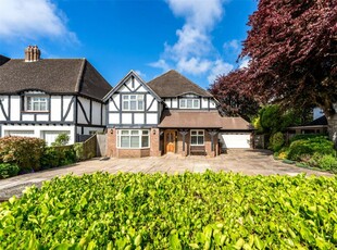 5 bedroom detached house for sale in Offington Gardens, Worthing, West Sussex, BN14