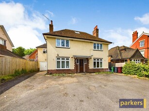 5 bedroom detached house for sale in Shinfield Road, Reading, Berkshire, RG2