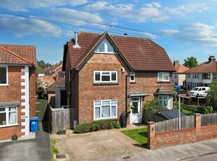 5 bedroom detached house for sale in Whitby Road, Ipswich, IP4