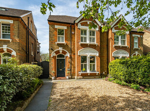 5 bedroom semi-detached house for sale in Kings Hall Road, Beckenham, BR3