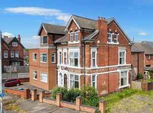 5 bedroom semi-detached house for sale in Meadow Road, Beeston Rylands, NG9