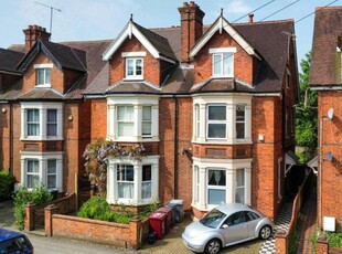 5 bedroom semi-detached house for sale in Waverley Road, Reading, RG30