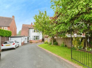 Detached house for sale in Lutterworth Road, Aylestone, Leicester, Leicestershire LE2