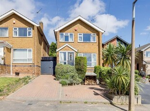 Detached house for sale in Southcliffe Road, Carlton, Nottinghamshire NG4
