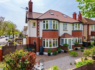 Flat for sale in New Church Road, Hove BN3