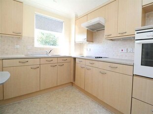 1 bed property to rent in Hadlow Road,
TN9, Tonbridge